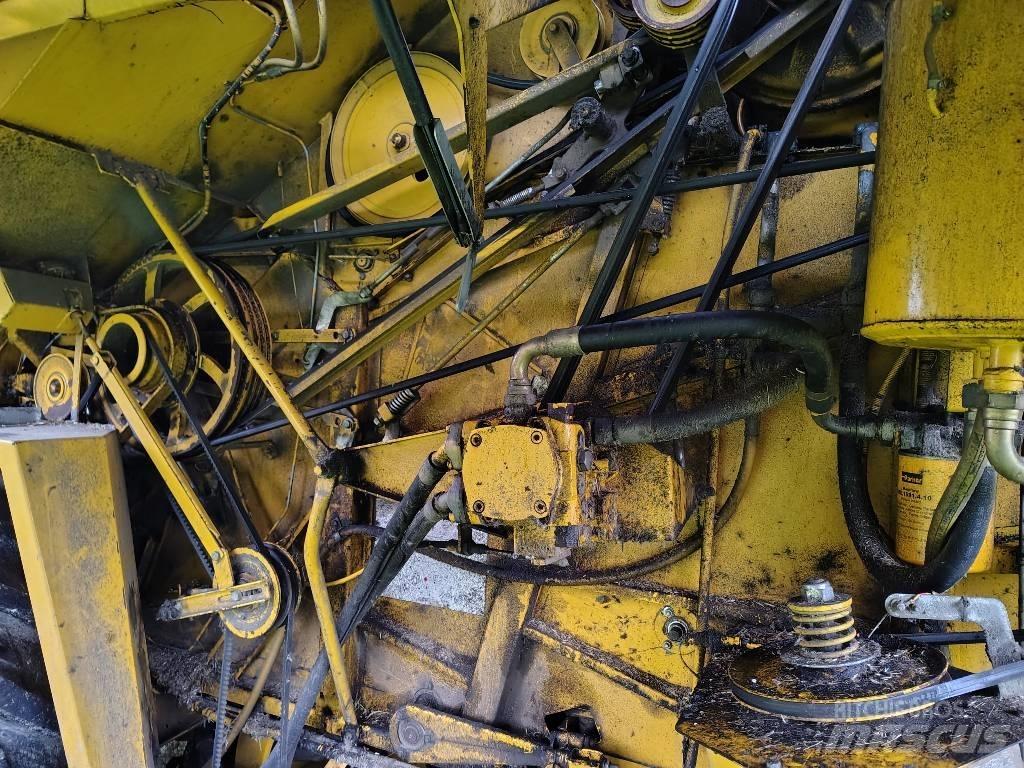 Sampo-Rosenlew 2055 Combine de secerat