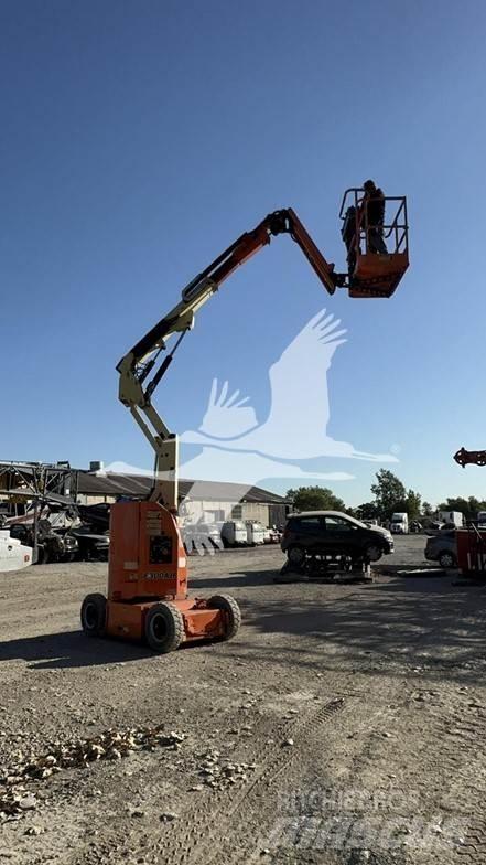JLG E300AJP Nacele cu brat articulat
