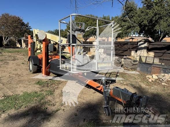 JLG T350 Platforme aeriene montate pe remorca