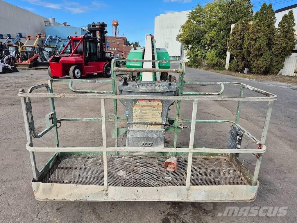 JLG 800 S Nacele cu brat telescopic