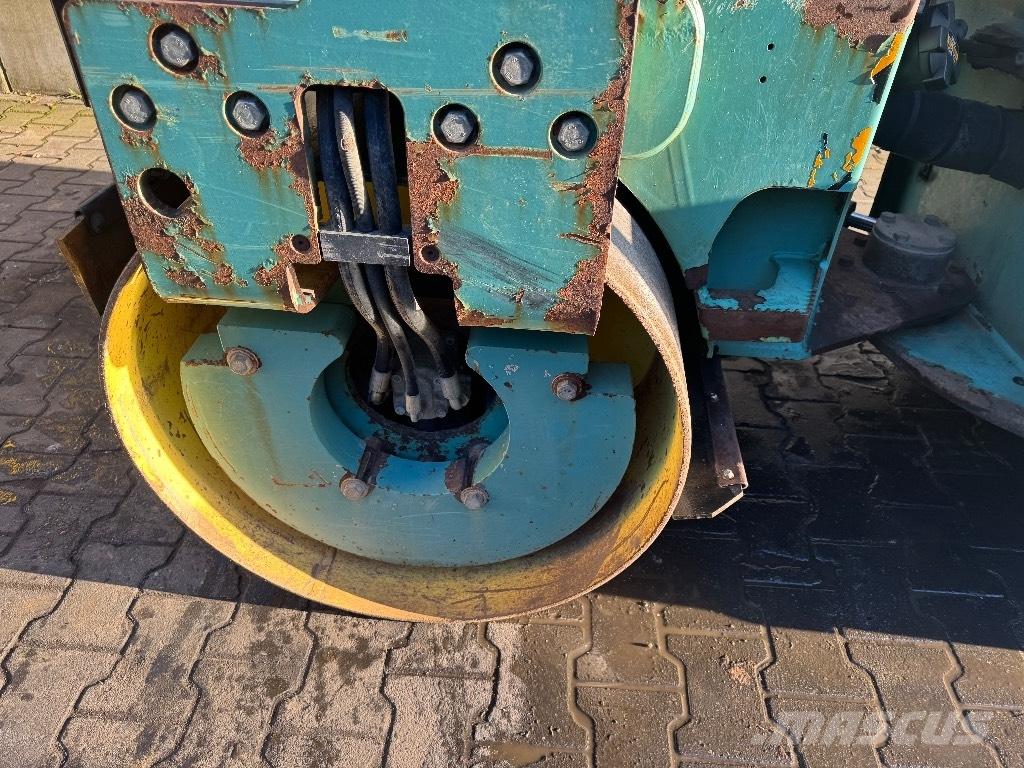 Ammann AV 33-2 Cilindri compactori dubli