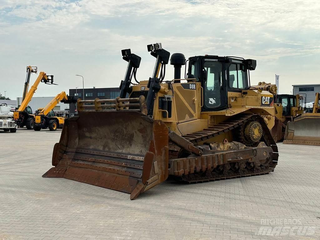 CAT D8R Buldozere pe senile