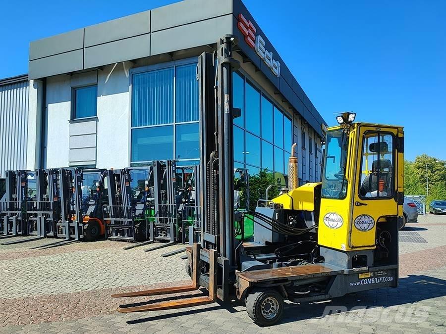 Combilift C4000 Stivuitoare cu patru brate