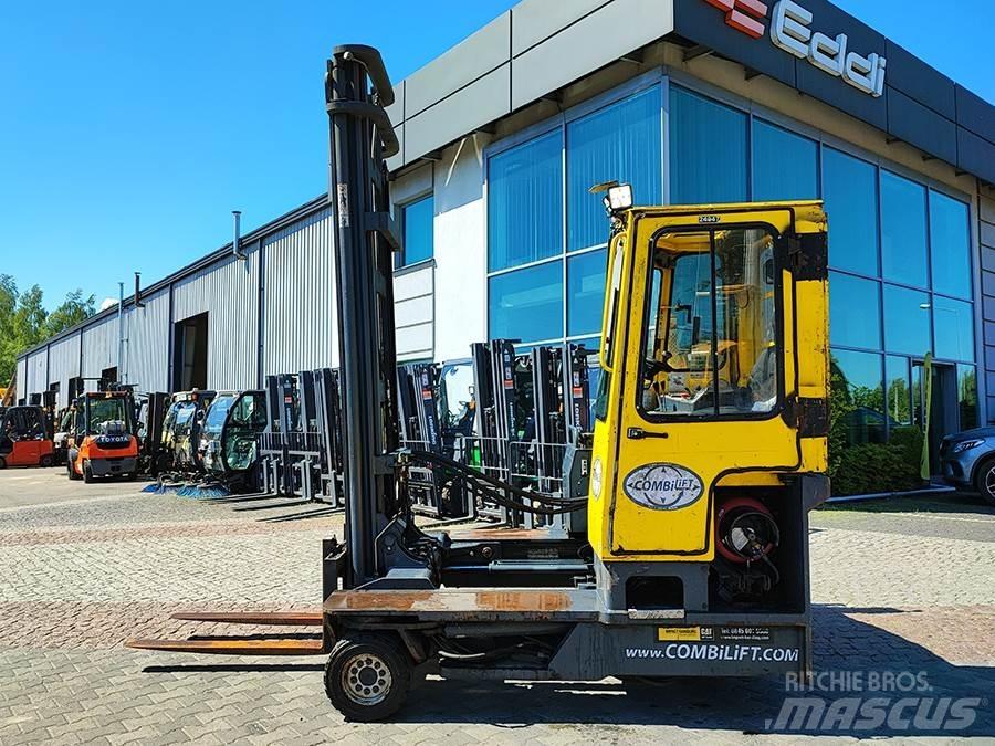 Combilift C4000 Stivuitoare cu patru brate