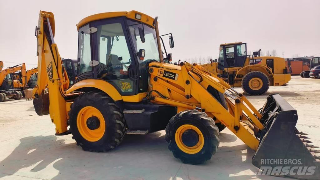 JCB 3 CX Buldoexcavatoare
