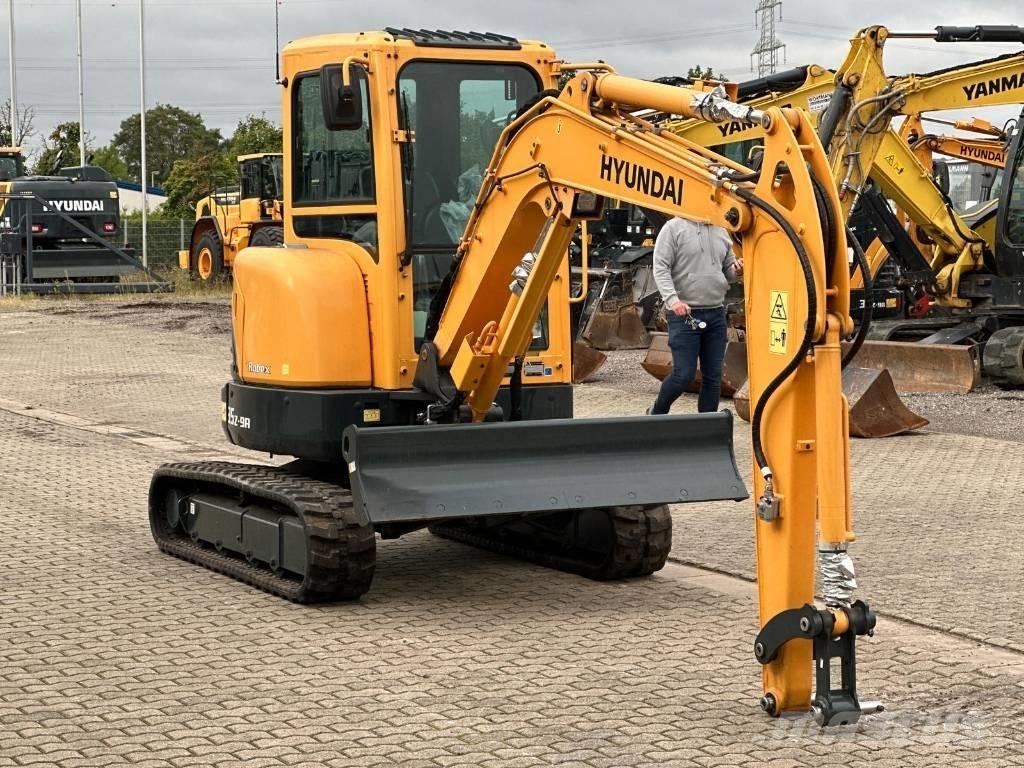 Hyundai R35Z 9A Mini excavatoare < 7t