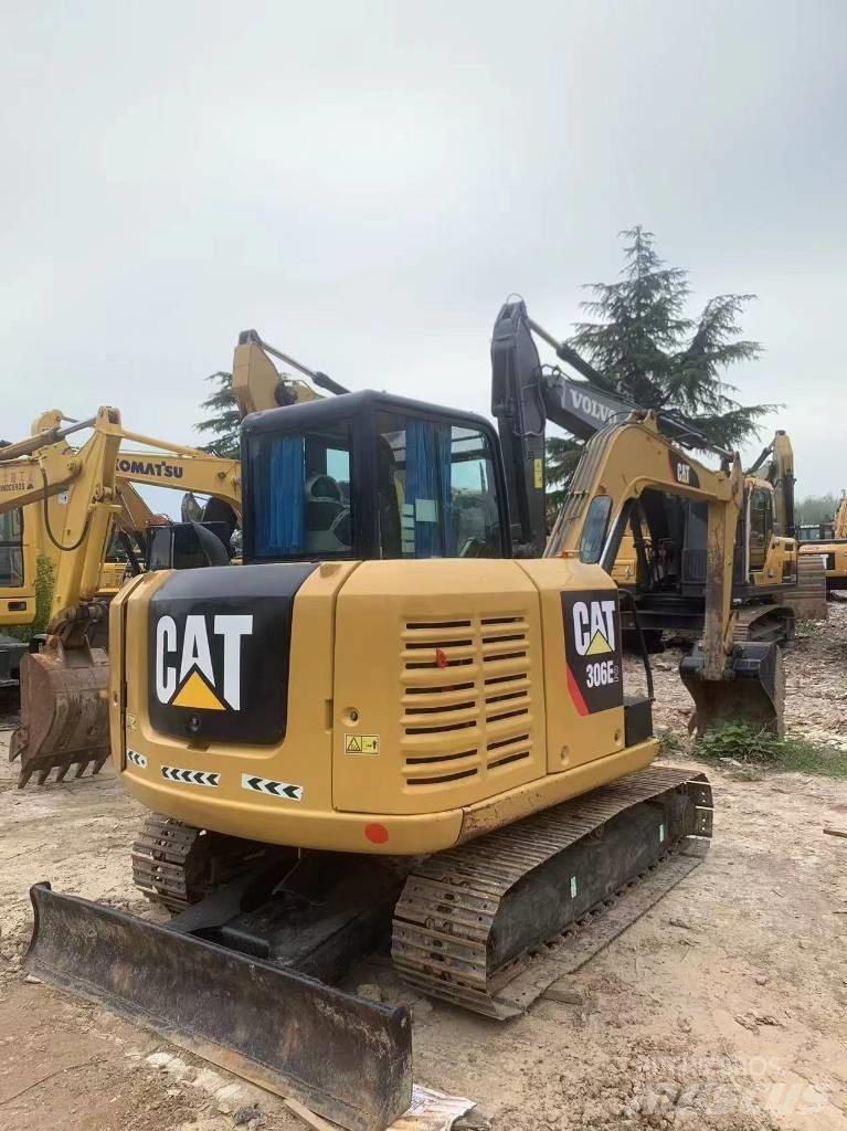 CAT 306E2 Excavatoare pe șenile
