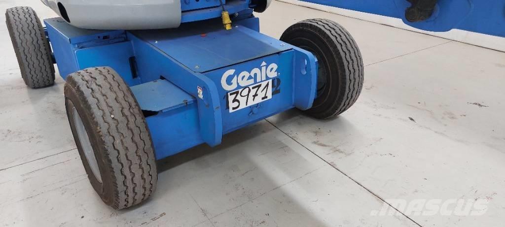 Genie Z 45/25 J DC Nacele cu brat articulat