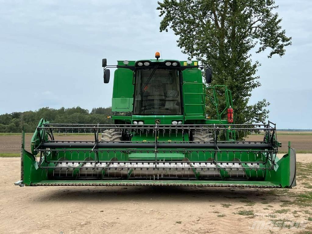 John Deere 1570 Combine de secerat