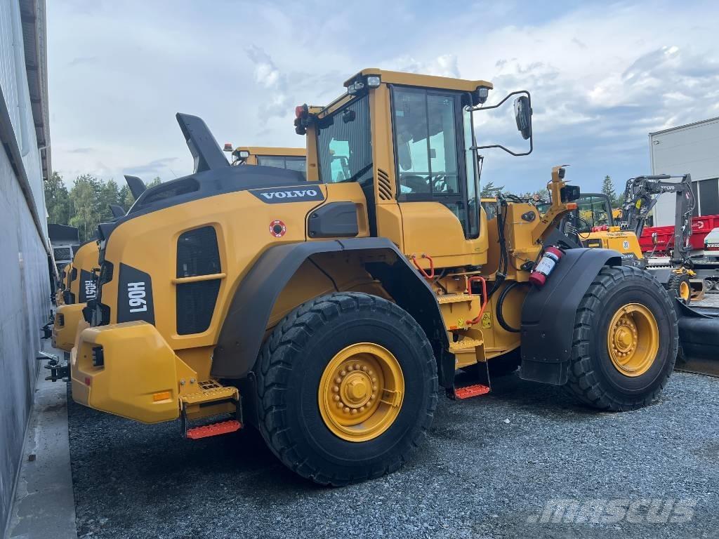 Volvo L90H Incarcator pe pneuri