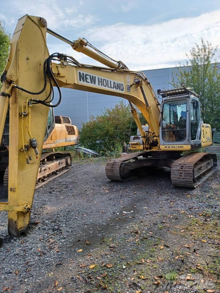 New Holland E 215 B Excavatoare pe șenile
