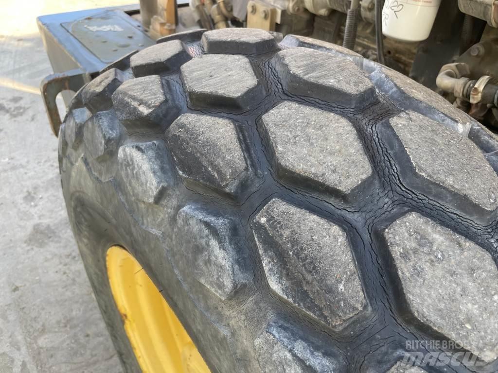 Bomag BW 177 DH-3 Compactoare monocilindrice