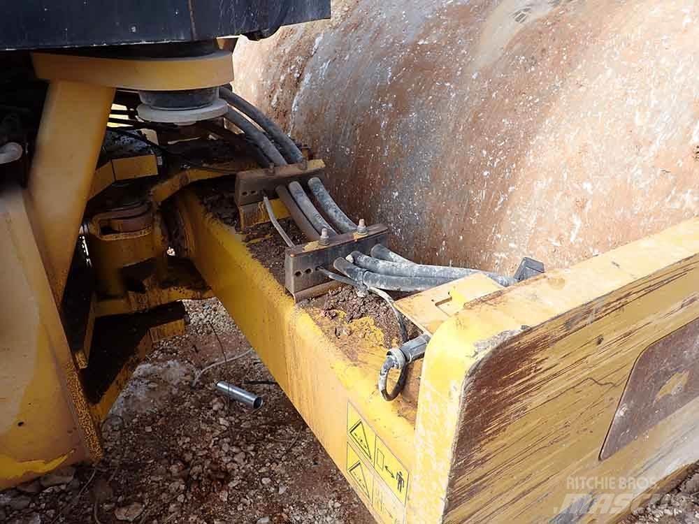 CAT CS64B Vibratoare