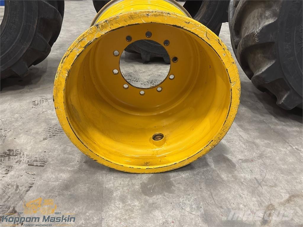 Rottne H8 24x26,5 Anvelope, roti si jante