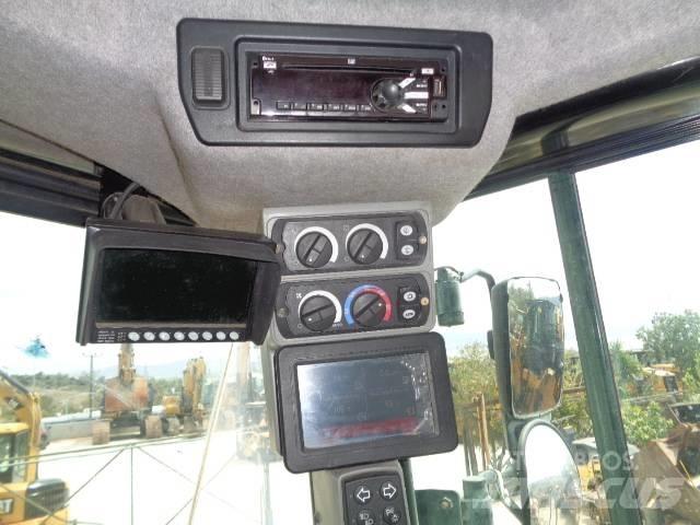 CAT 950M HL Incarcator pe pneuri