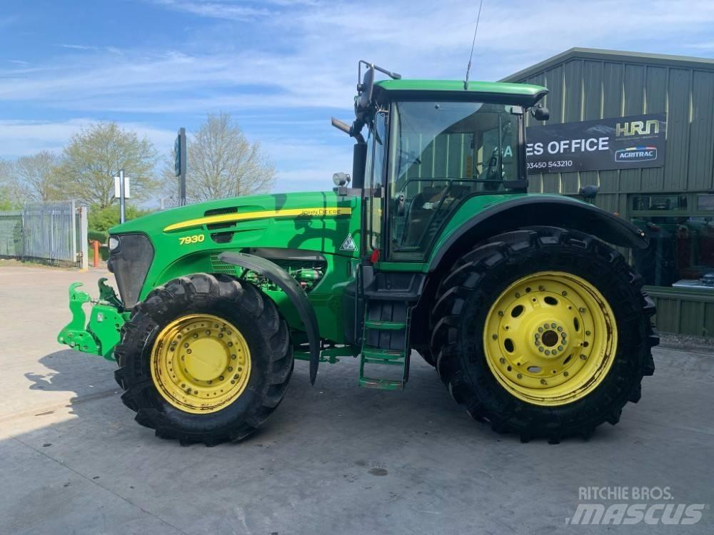 John Deere 7930 Tractoare