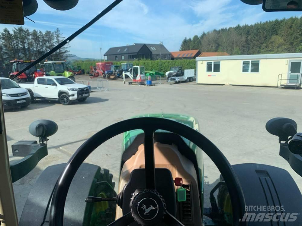 John Deere 7930 Tractoare