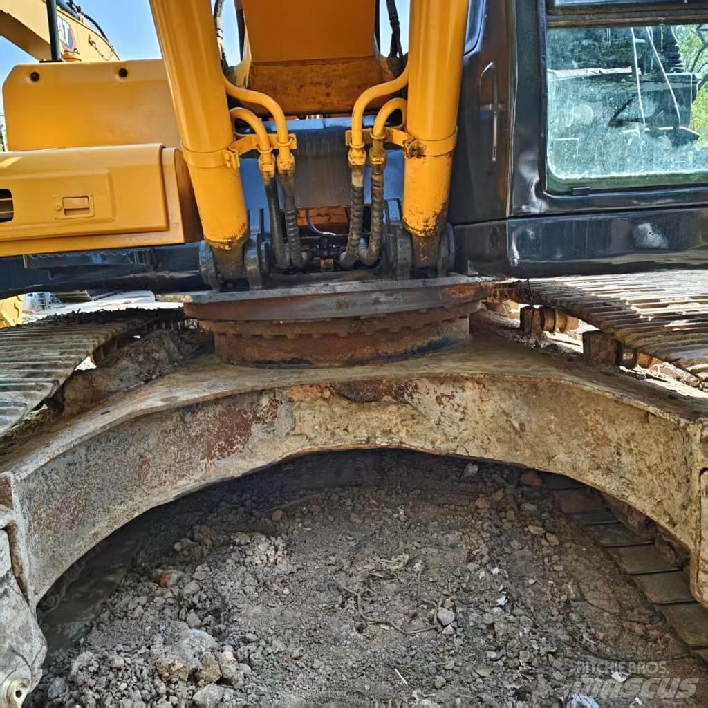 Hyundai 305lc-7 Excavatoare pe șenile
