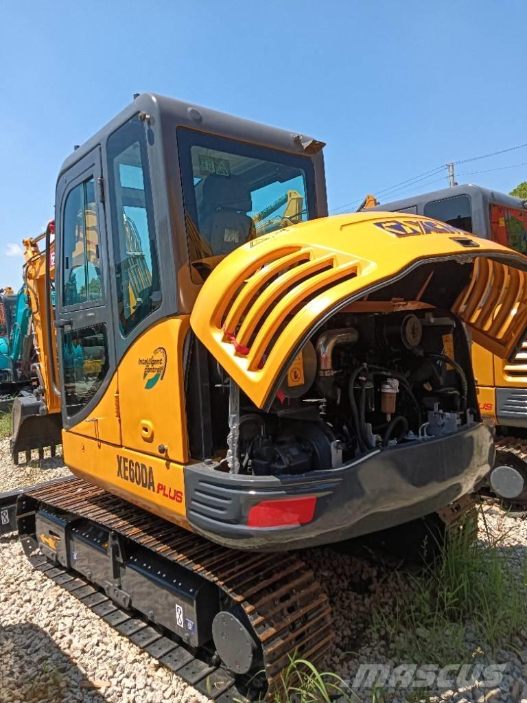XCMG XE 60 DA Mini excavatoare < 7t