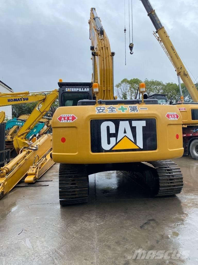 CAT 320 D L Excavatoare pe șenile
