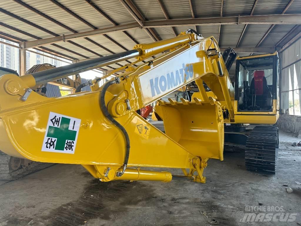 Komatsu PC 200-8 Excavatoare 7t - 12t