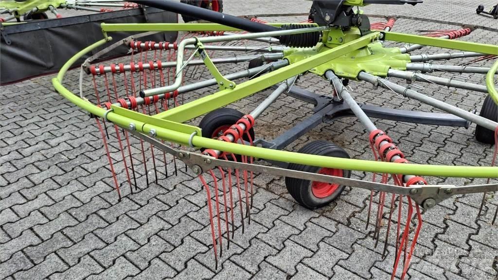CLAAS Liner 2900 Utilaj de răvăşit fân