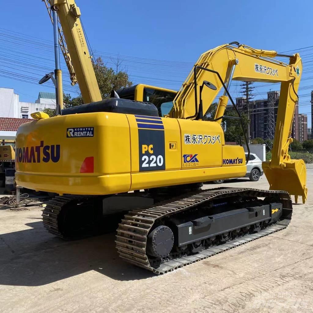 Komatsu PC 220 Excavatoare pe șenile
