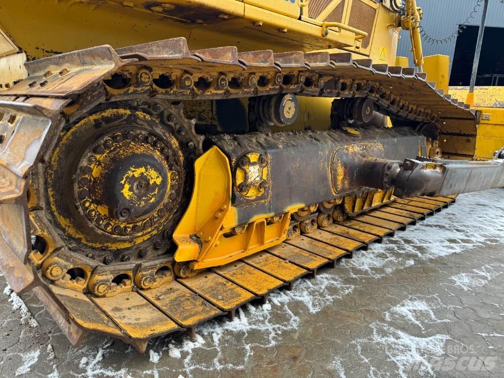 Komatsu D65PX-18 Buldozere pe senile