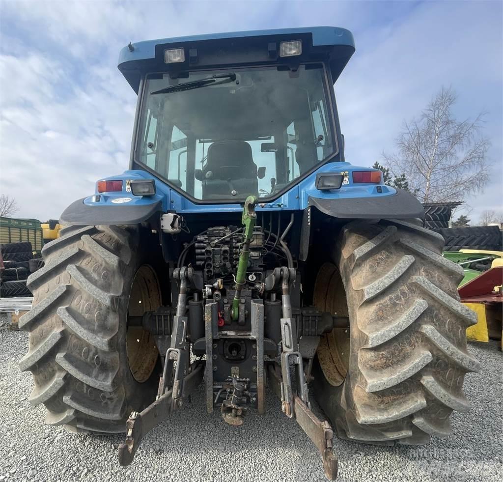 New Holland 8670 Tractoare