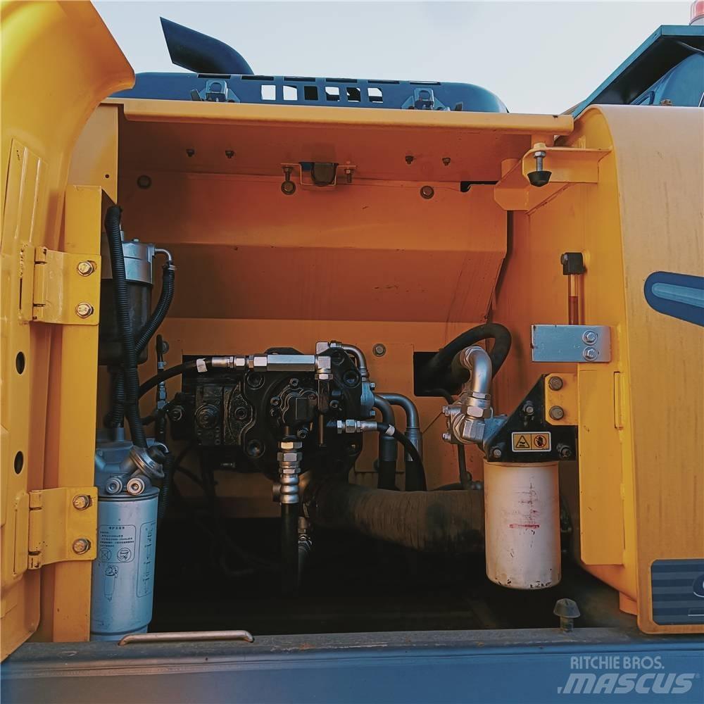 Kobelco SK200-8 Excavatoare pe șenile
