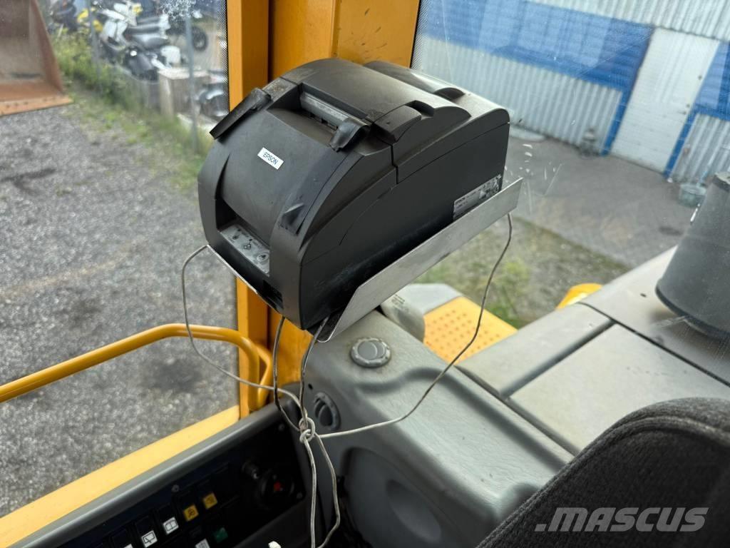 Volvo L 90 E Incarcator pe pneuri