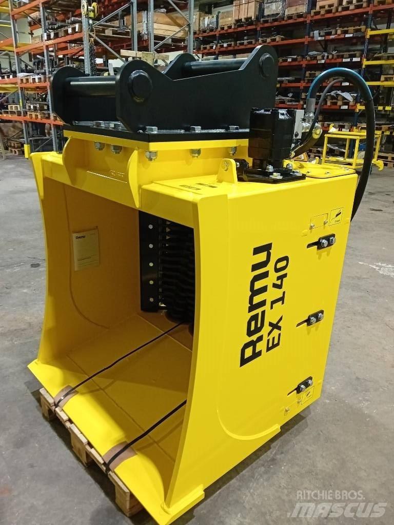 Remu EX140 cupa de excavat cu cernere