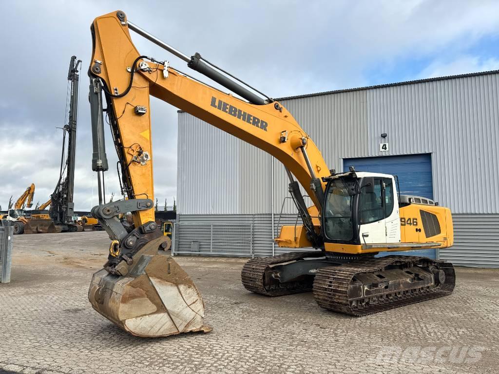 Liebherr R 946 Excavatoare pe șenile
