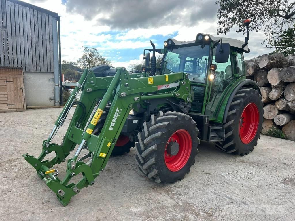 Fendt 211 Vario Tractoare
