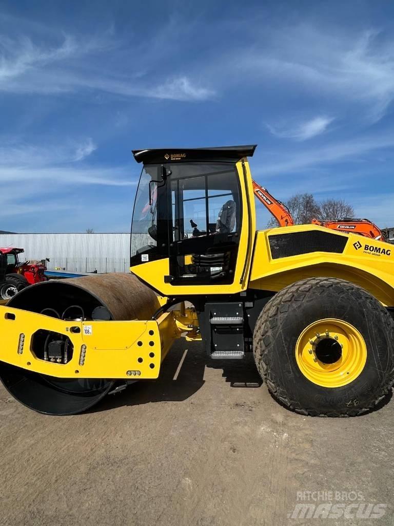 Bomag BW 211 D5 Compactoare sol