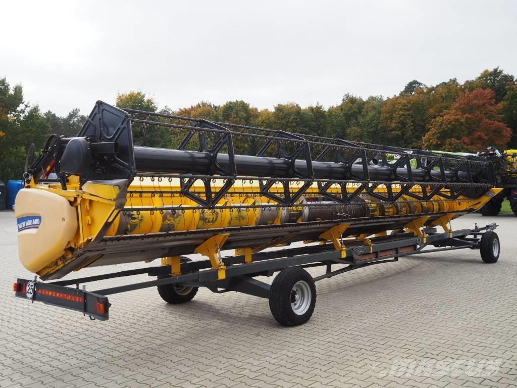 New Holland CR 9090 Combine de secerat