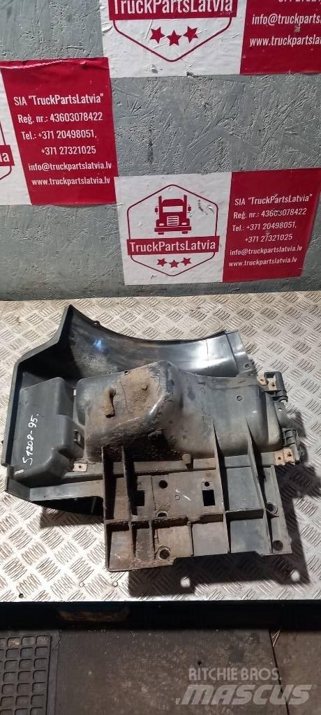 Scania 94 D.   1543634 Cabine si interior