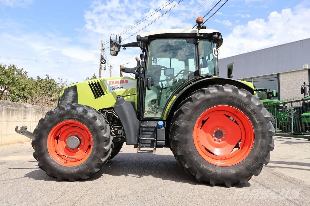 CLAAS Arion 460 Tractoare