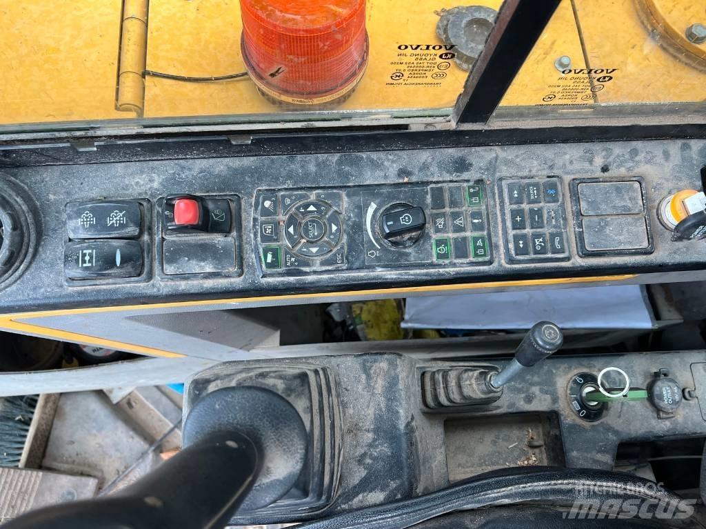 Volvo EW 60 E Excavatoare cu roti
