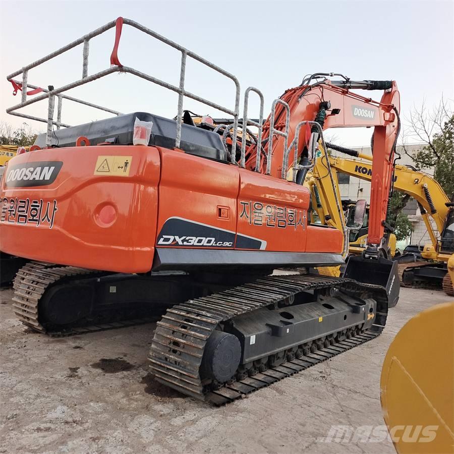 Doosan DX300LC-9C Excavatoare pe șenile
