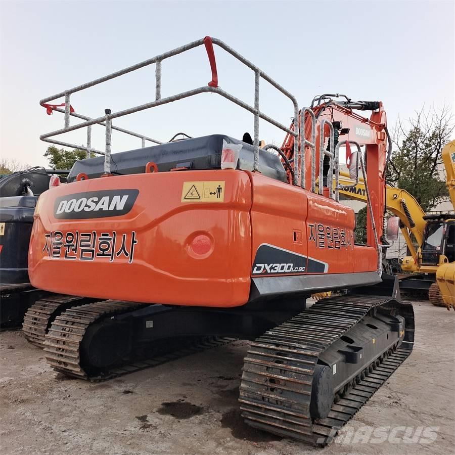 Doosan DX300LC-9C Excavatoare pe șenile
