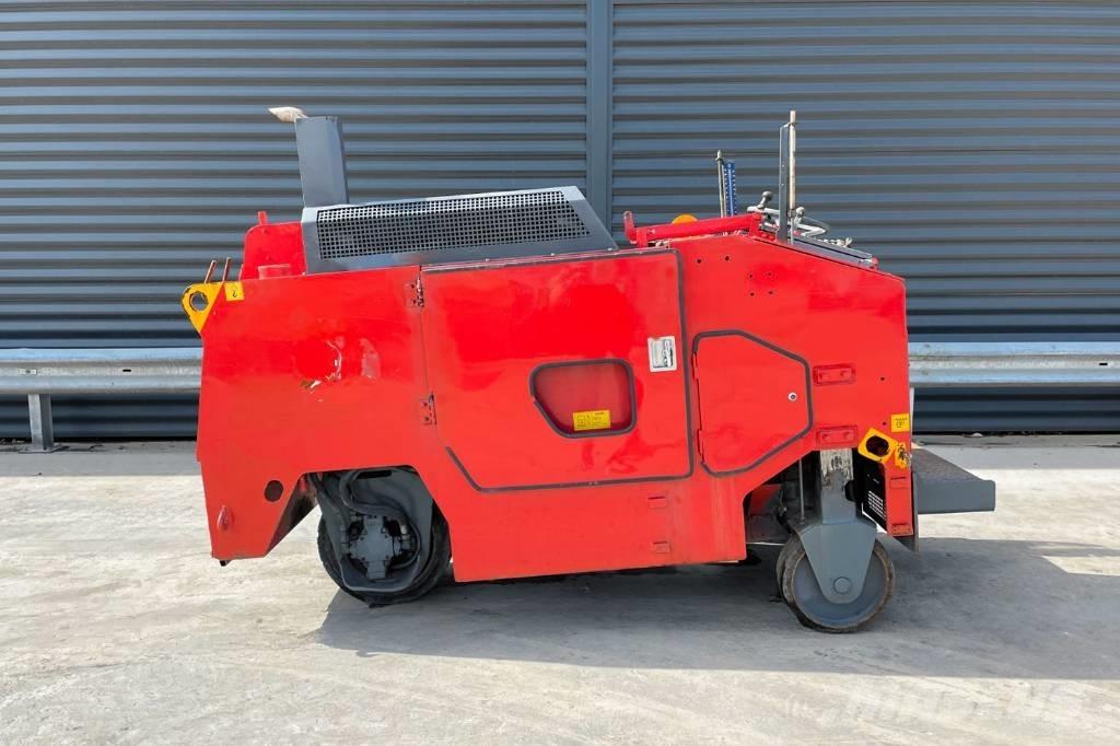 Wirtgen W 350 Utilaje asfalt cu freze reci