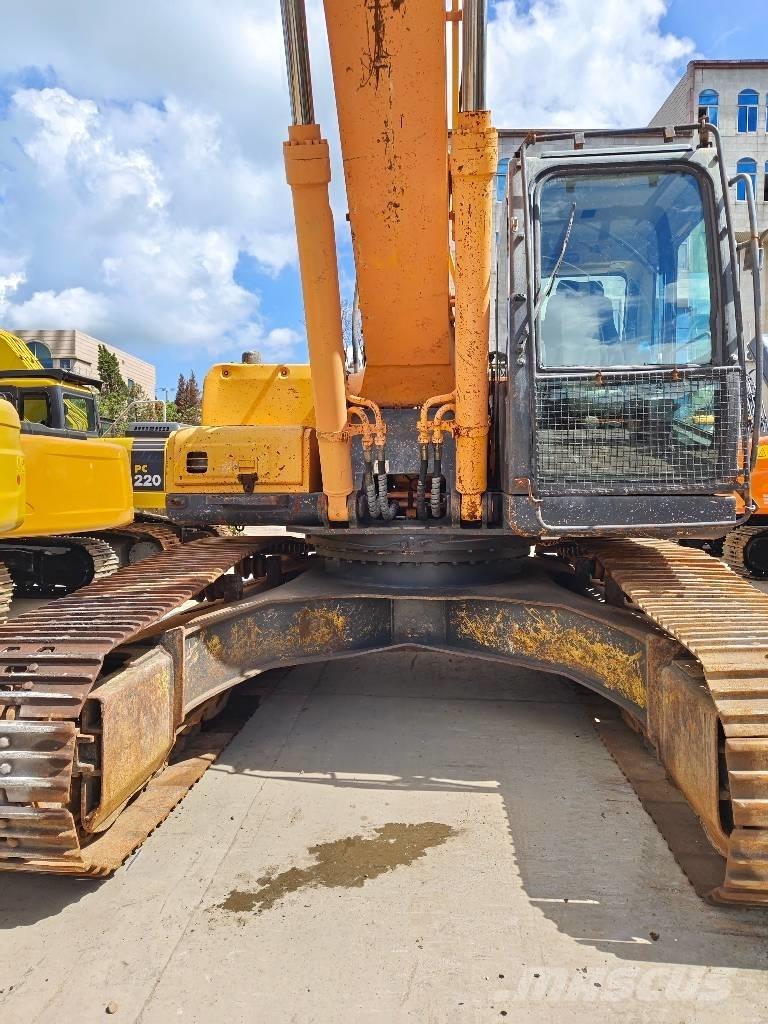 Hyundai R305LC-7 Excavatoare pe șenile
