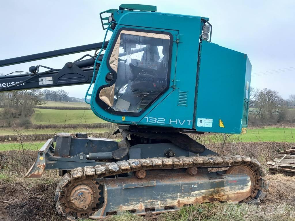Neuson 132 HV T Combine forestiere