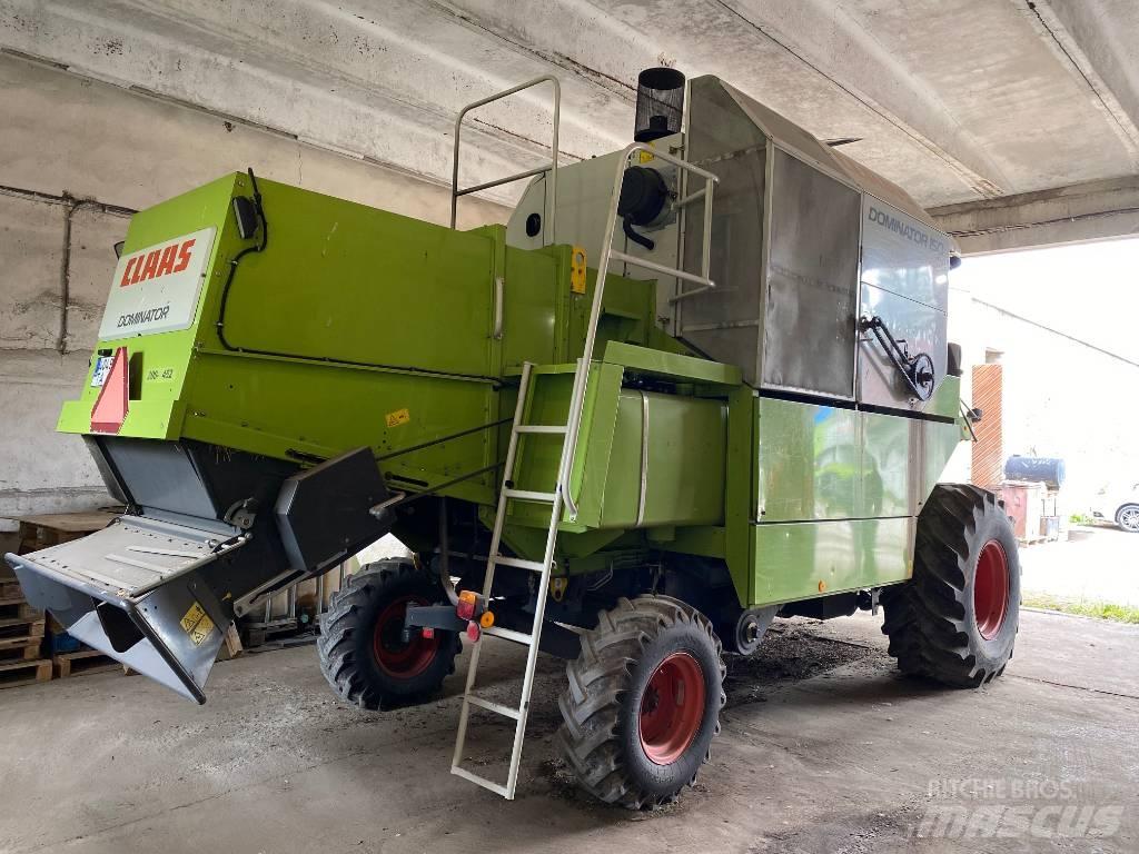 CLAAS Dominator 150 Combine de secerat