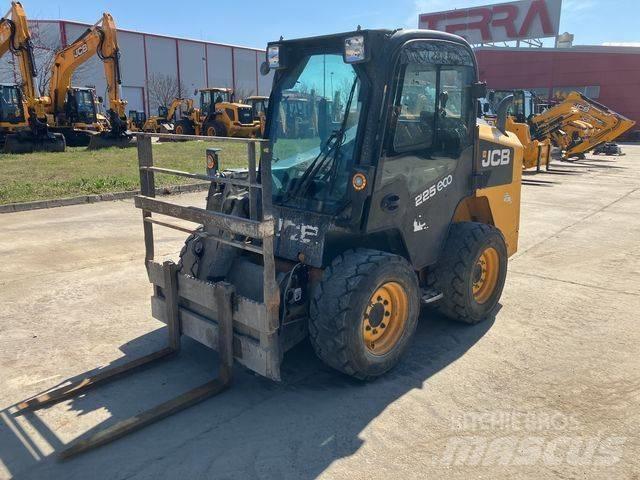 JCB 225 Mini incarcator