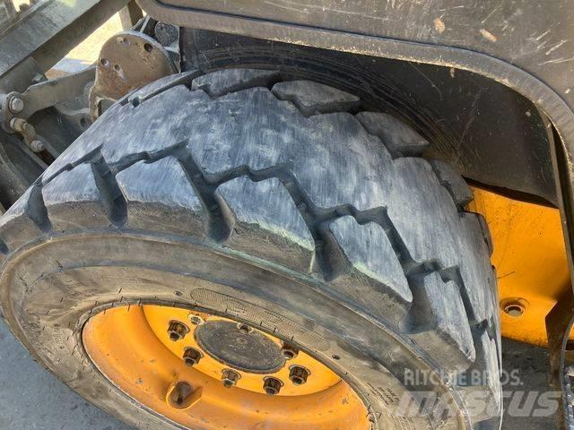 JCB 225 Mini incarcator