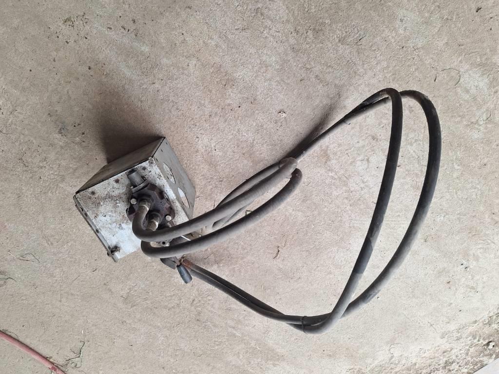 Jussi Tupla-jussi Remorci rabatabile