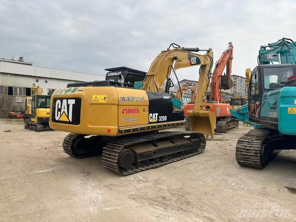 CAT 320 D Excavatoare pe șenile
