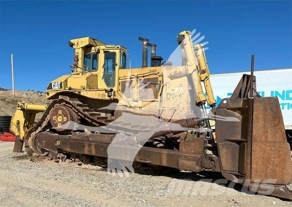 CAT D11N Buldozere pe senile